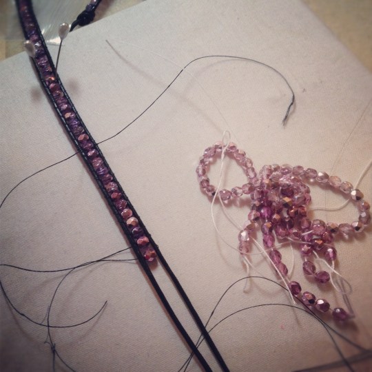 Wraparmband in progress