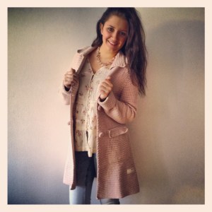 Linne från Ruth m fl och Odd Mollys crochet grandmas coat