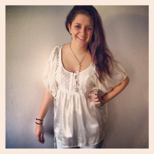 Sidenblus från Gina Tricot