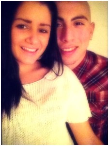 Sötaste D med sin pojkvän