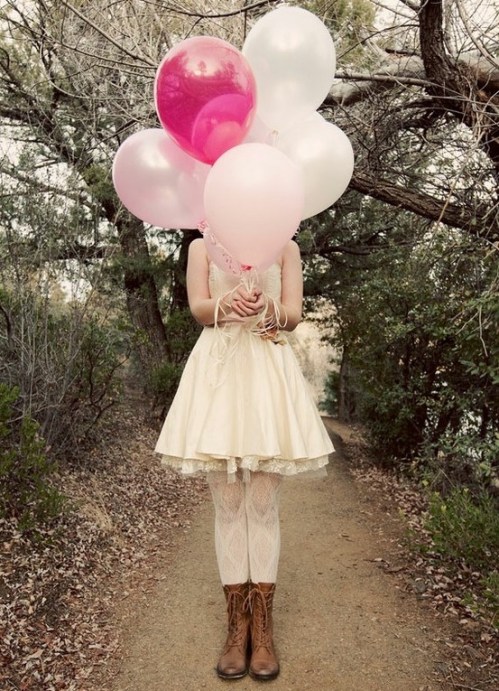 Flicka med ballonger