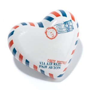 heart-shaped-paperweight-air-mail