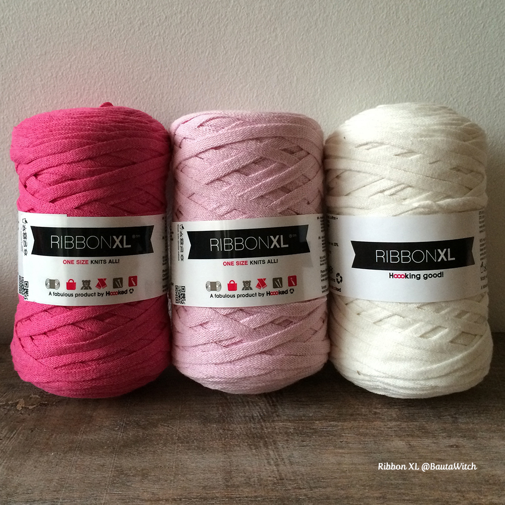 Ribbon-XL-in-pink-at-BautaWitch