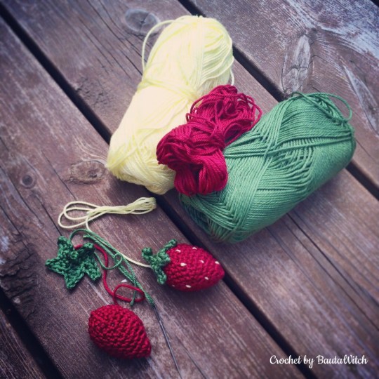 Virkade jordgubbar by BautaWitch