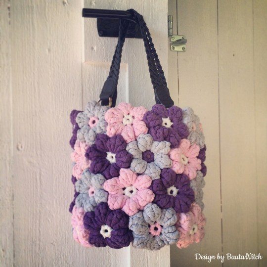 Blomster-vaska-by-BautaWitch