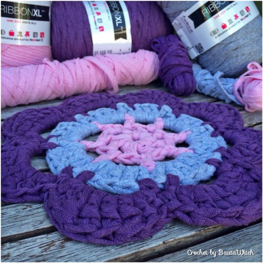 Japansk-blomma-i-Ribbon-XL-by-BautaWitch