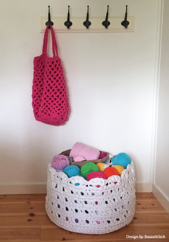 Garnkorg-o-natkasse-by-BautaWitch