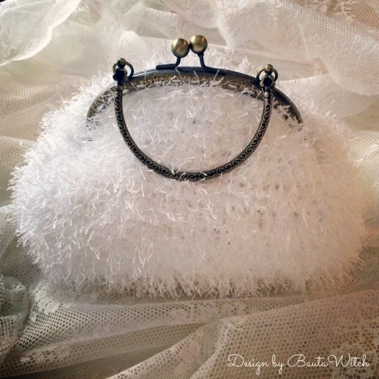 Winter-Wedding-Bag-by-BautaWitch-4