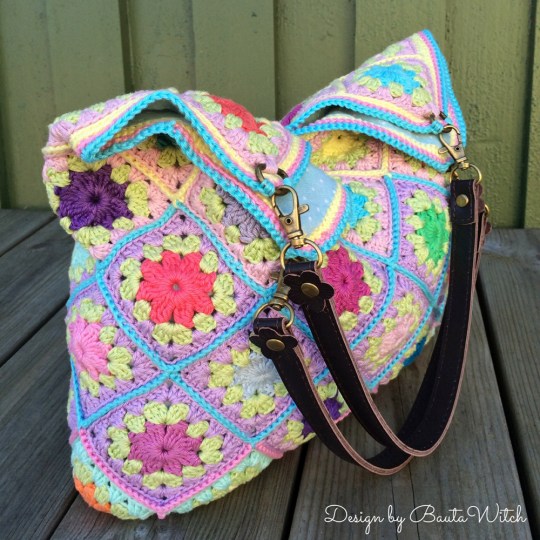 Vaska-av-fargglada-sippor-by-BautaWitch-4