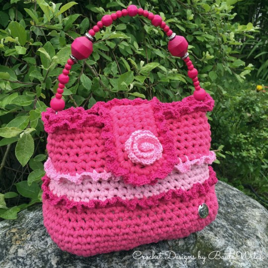 Rosa-volangvaska-by-BautaWitch