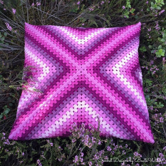 Kudde-av-mormorsruta-by-BautaWitch-fram