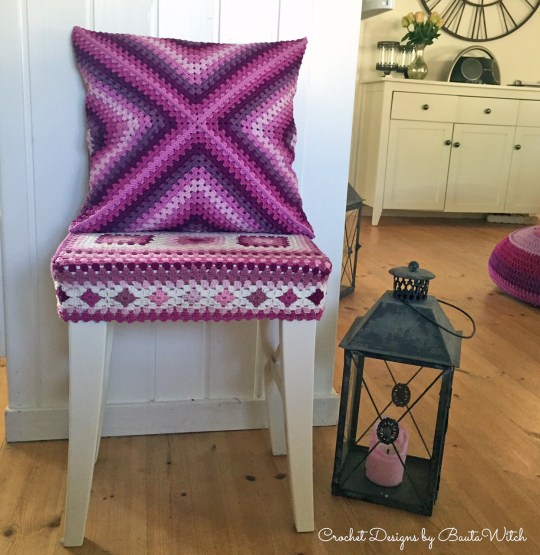 Kudde-o-pallöverdrag-by-BautaWitch