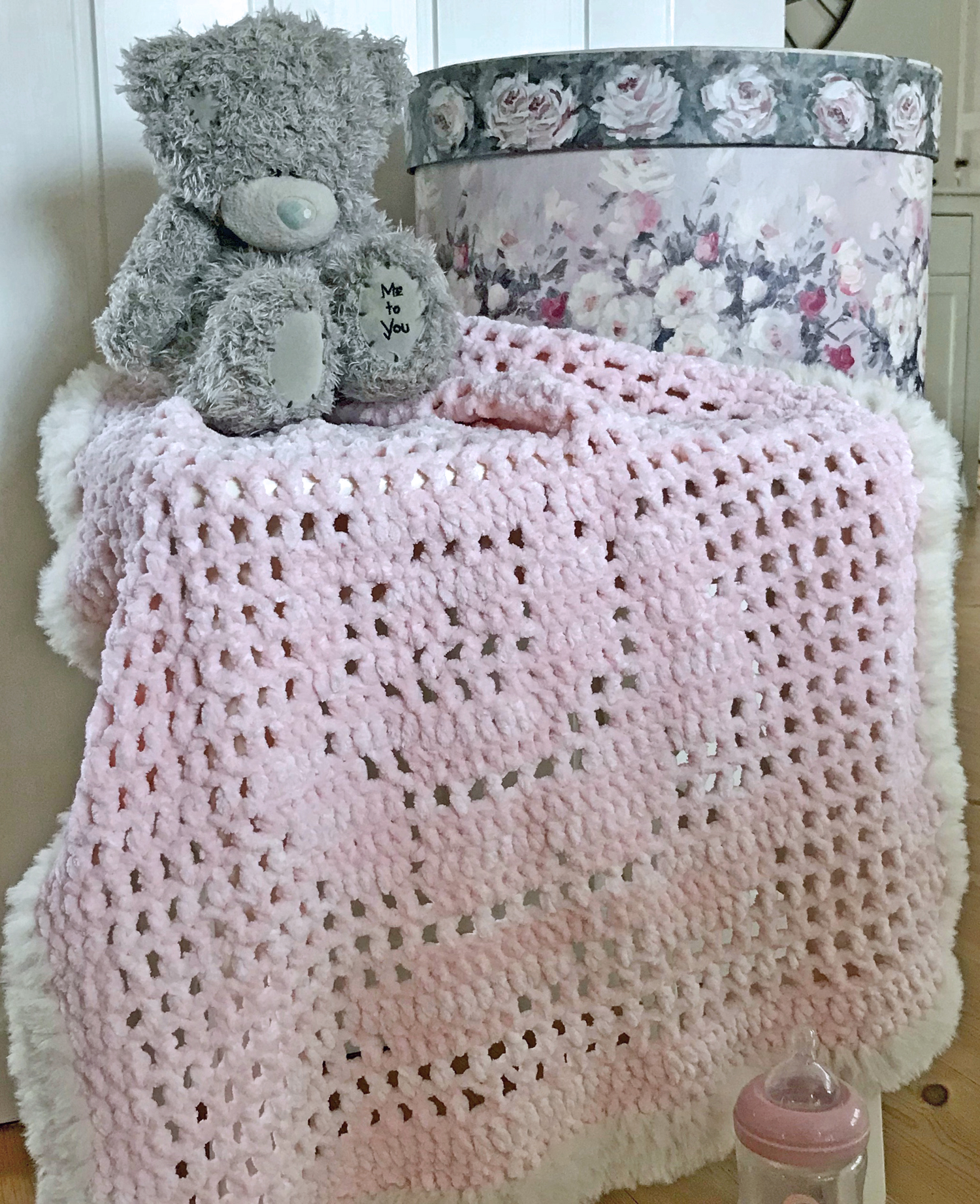 Babyfilt-by-BautaWitch-close-up